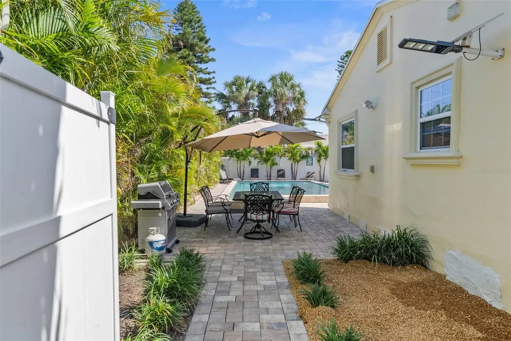 204 44th Avenue St Pete Beach FL 33706