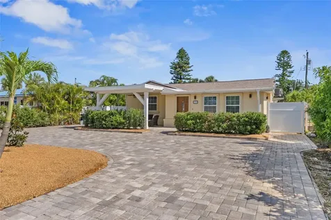 204 44th Avenue St Pete Beach FL 33706