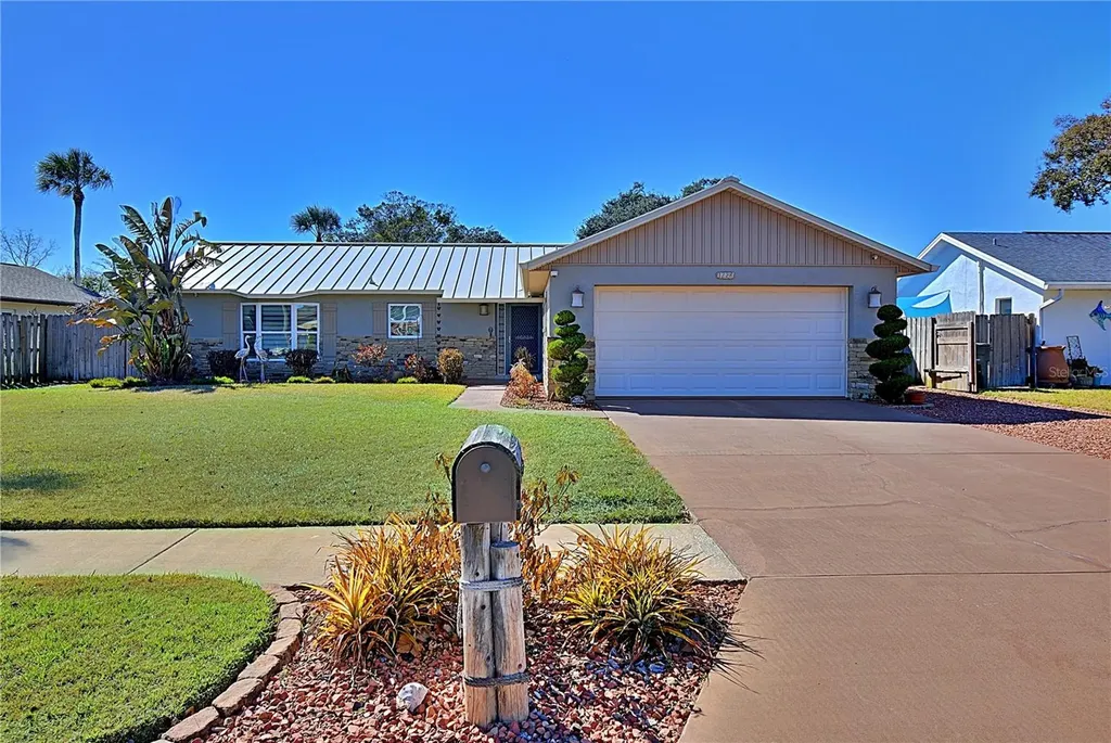 1228 Mardrake Road Daytona Beach FL 32114