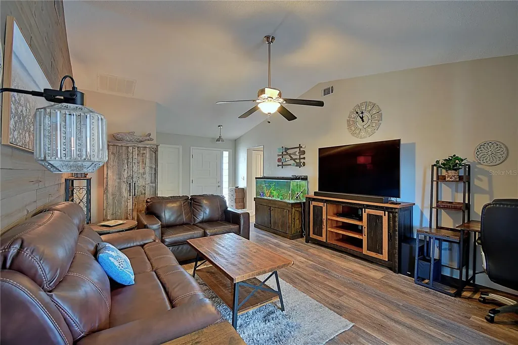 1228 Mardrake Road Daytona Beach FL 32114