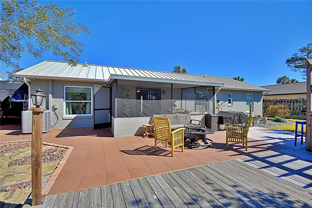 1228 Mardrake Road Daytona Beach FL 32114