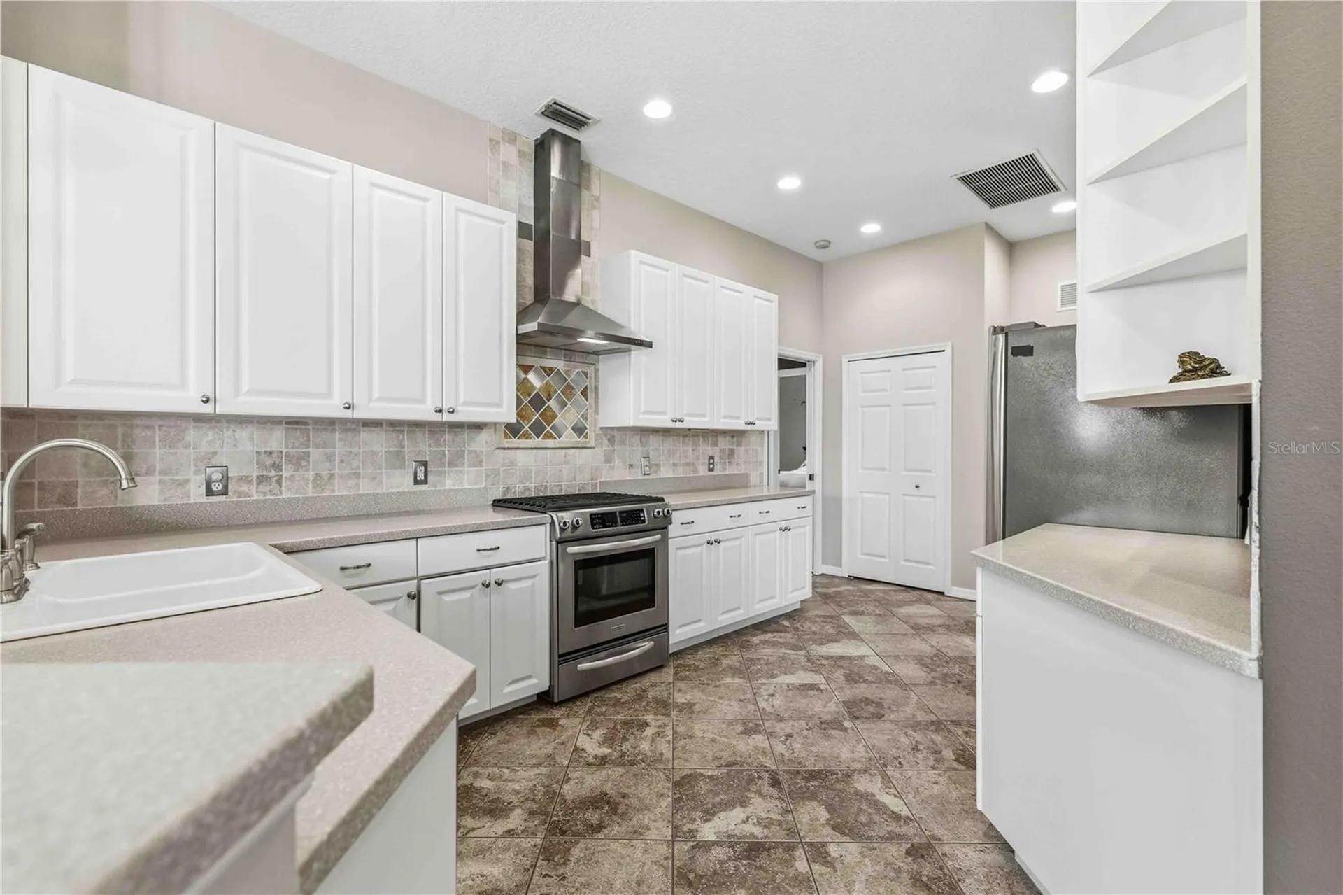 7714 Ashley Circle Bradenton FL 34201