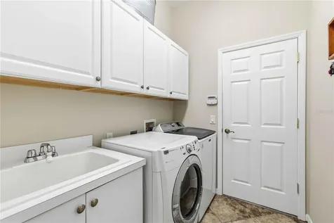 7714 Ashley Circle Bradenton FL 34201