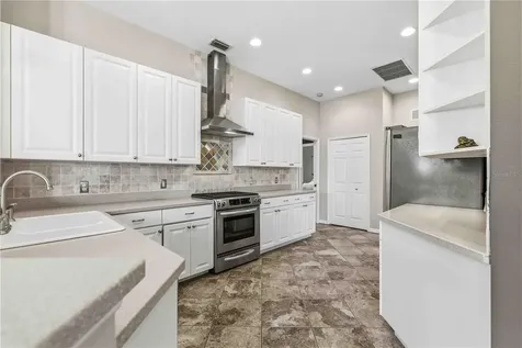 7714 Ashley Circle Bradenton FL 34201