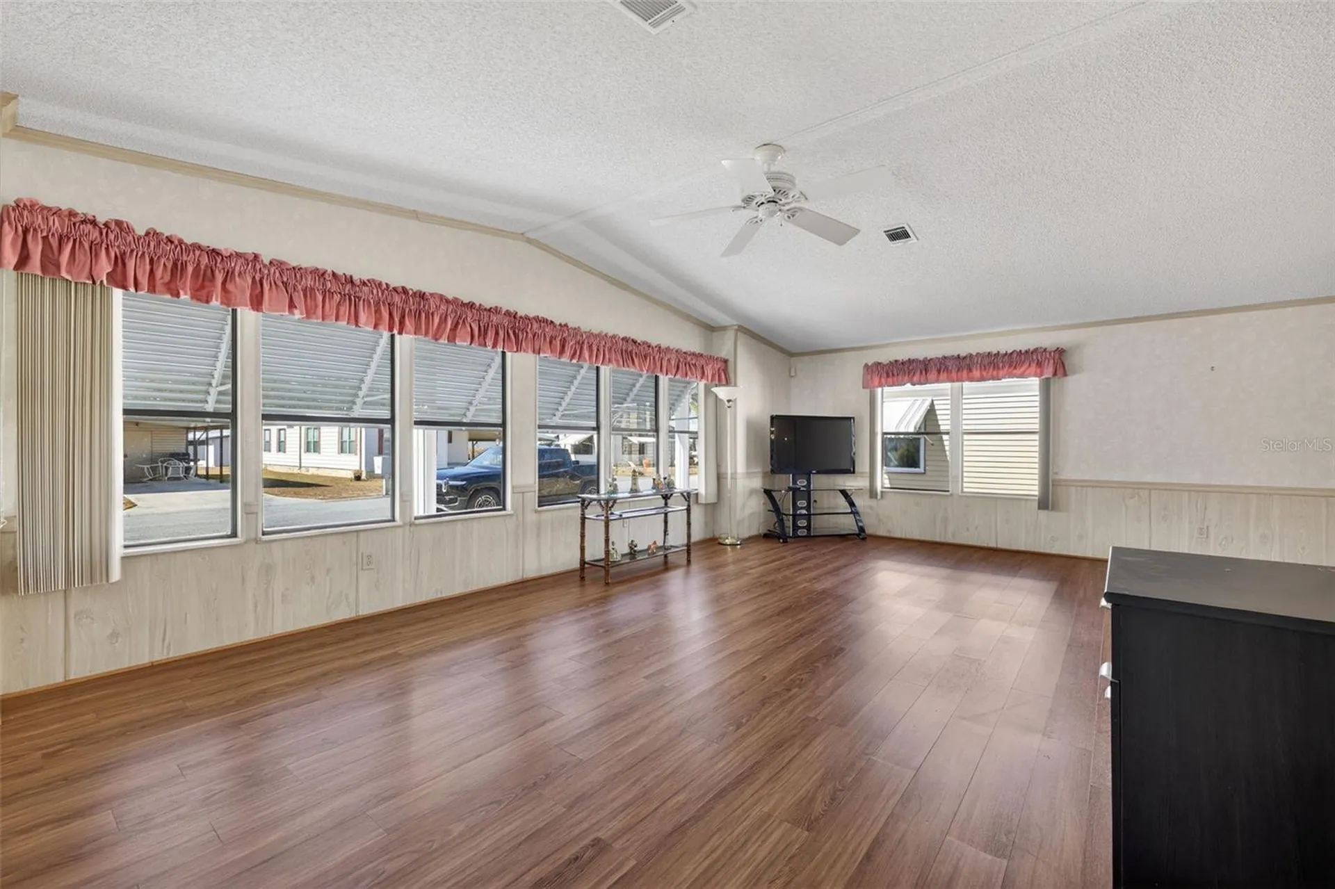 3836 William Hume Drive Zephyrhills FL 33541