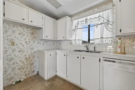 3836 William Hume Drive Zephyrhills FL 33541