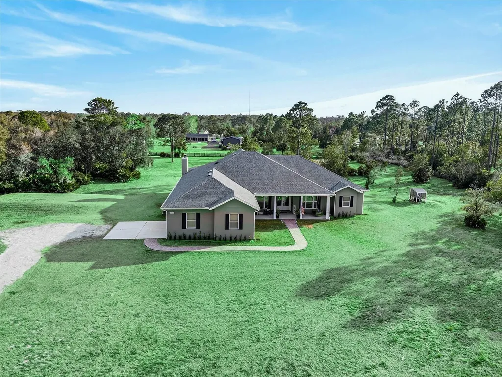 21506 Hobby Horse Lane Christmas FL 32709