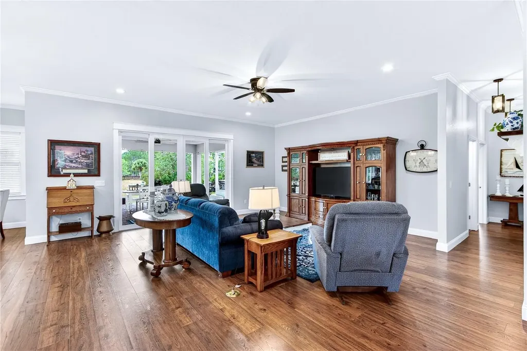 21506 Hobby Horse Lane Christmas FL 32709