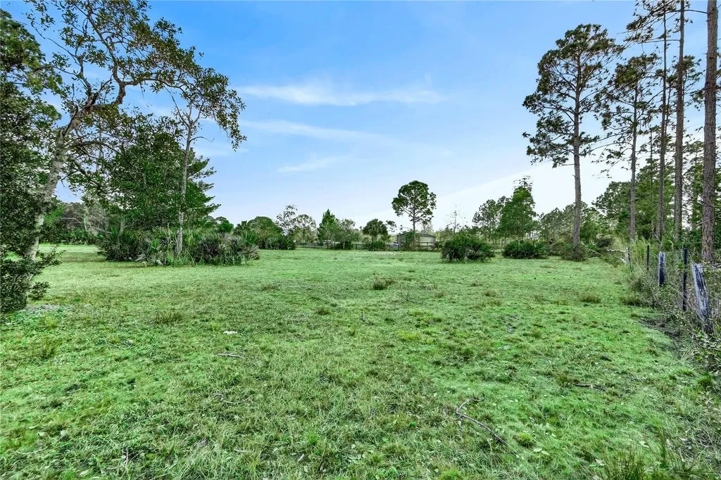21506 Hobby Horse Lane Christmas FL 32709