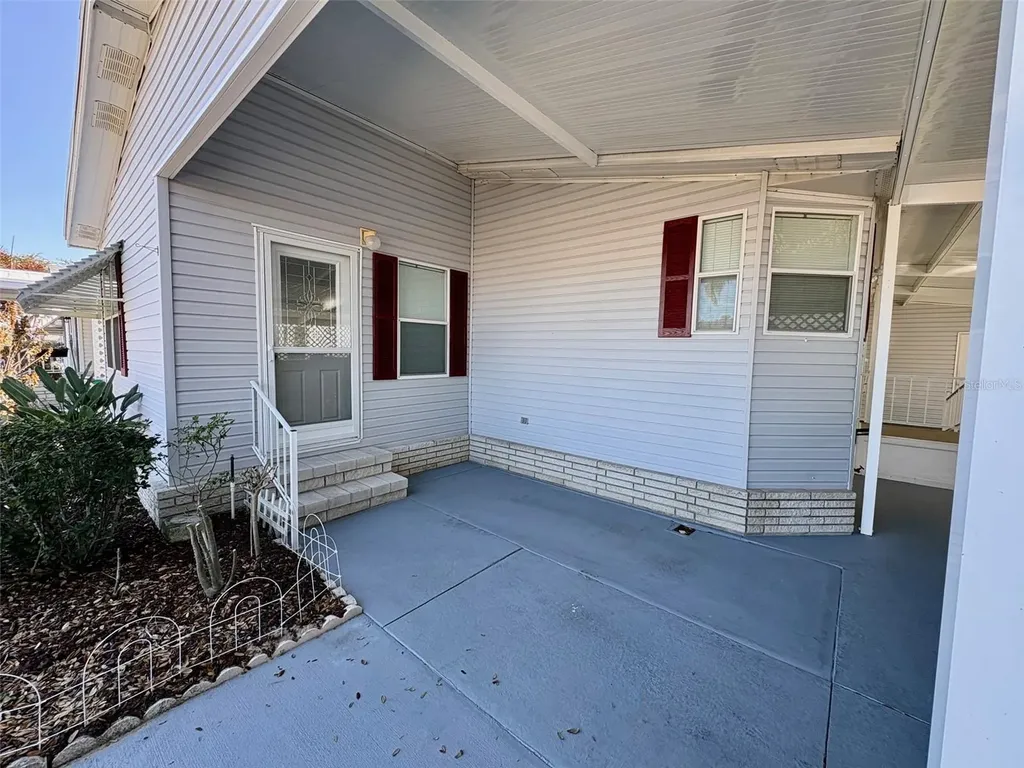 6086 Southern Oaks Drive SE Winter Haven FL 33884