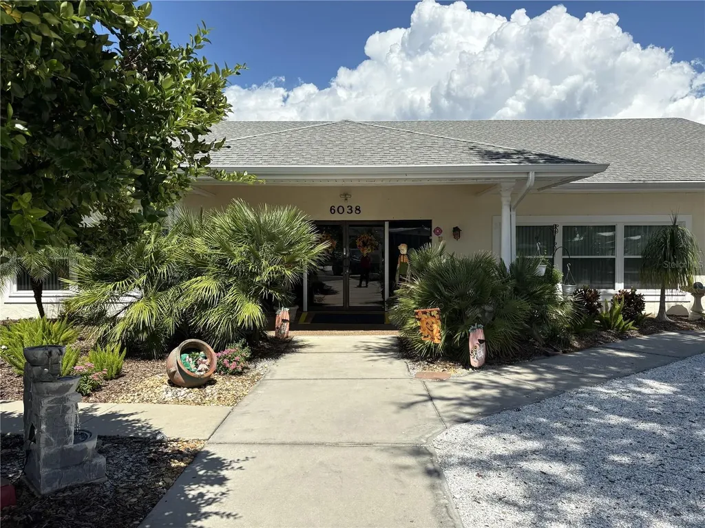 6086 Southern Oaks Drive SE Winter Haven FL 33884