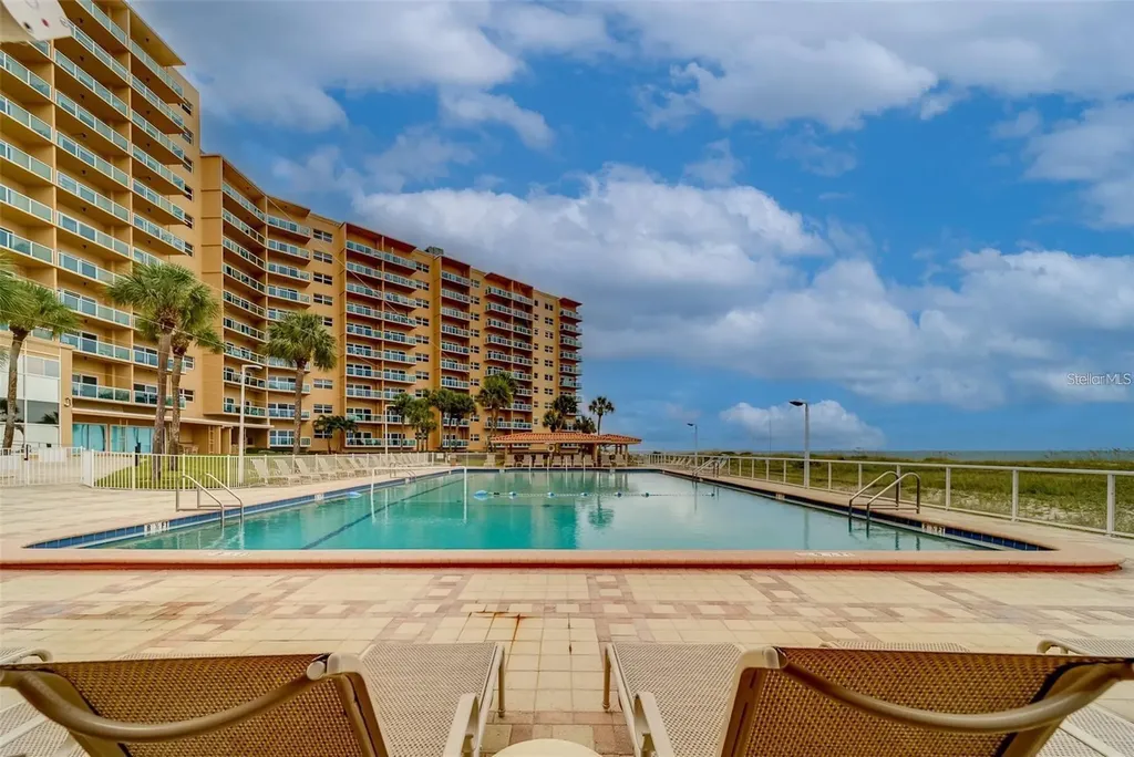 880 Mandalay Avenue Clearwater FL 33767