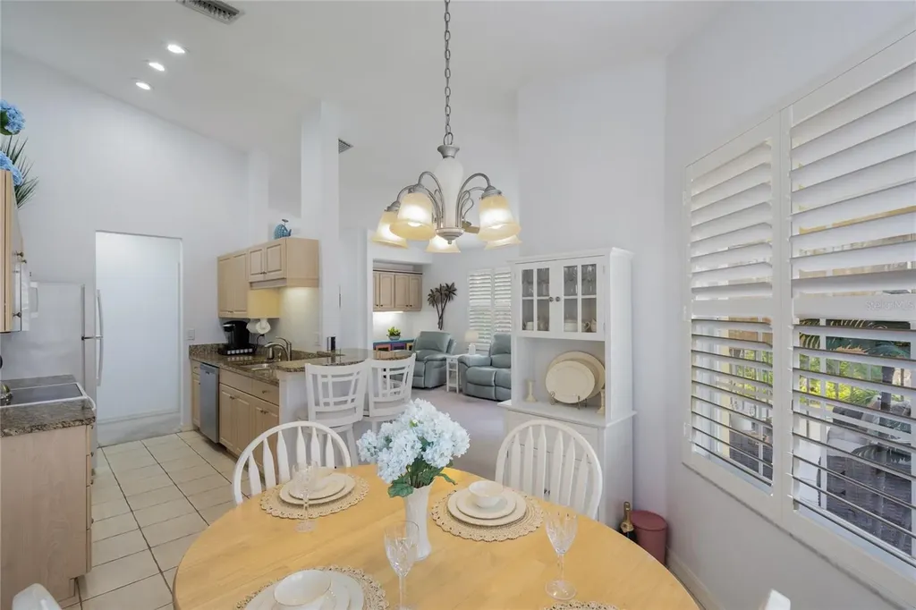 203 Casa Del Lago Way Venice FL 34292