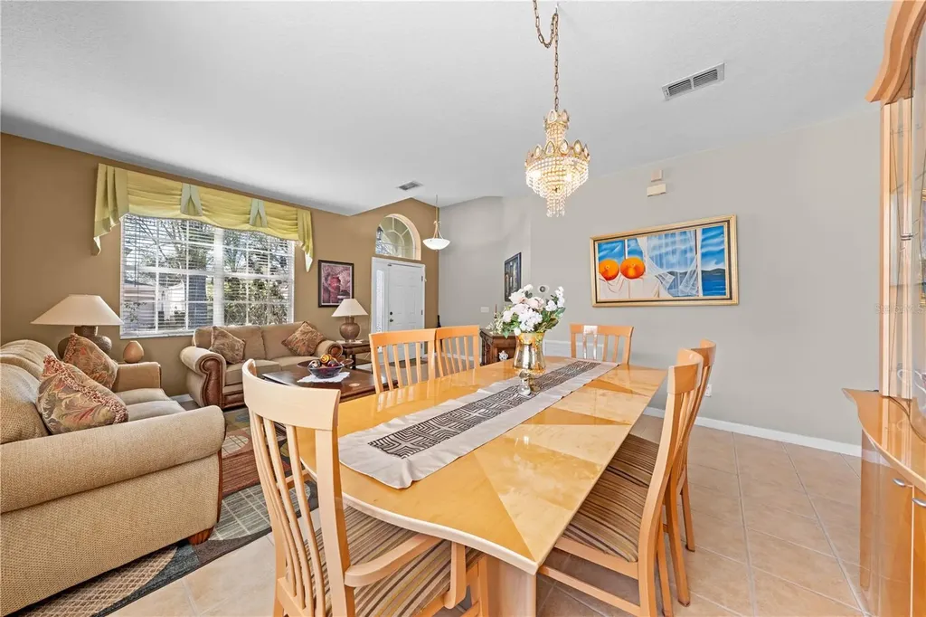 138 Chaucer Avenue Davenport FL 33896