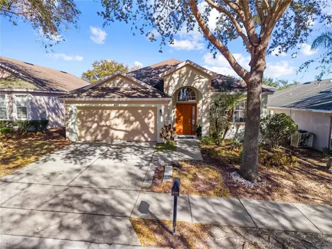 138 Chaucer Avenue Davenport FL 33896