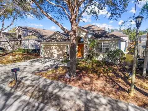 138 Chaucer Avenue Davenport FL 33896