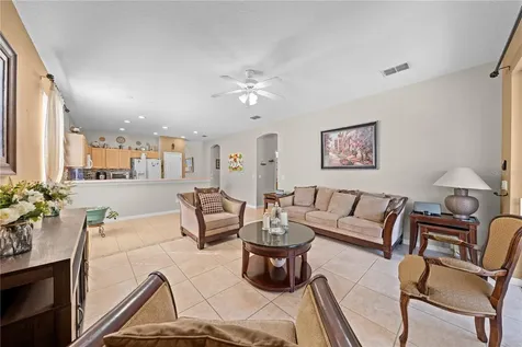 138 Chaucer Avenue Davenport FL 33896