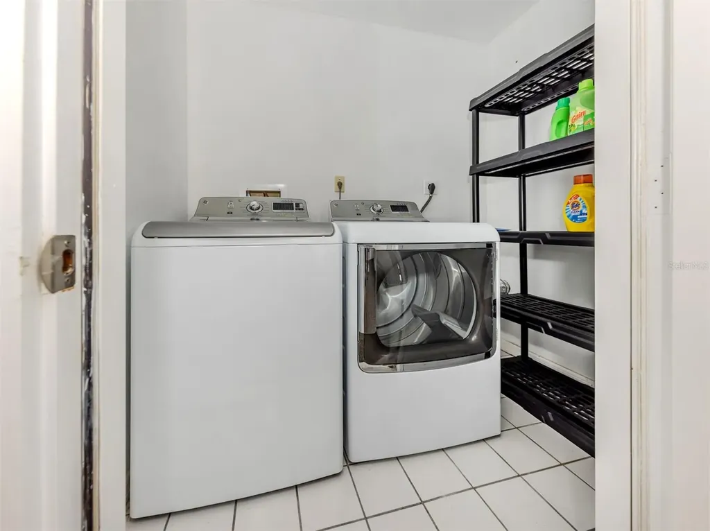 435 Cerromar Lane Venice FL 34293
