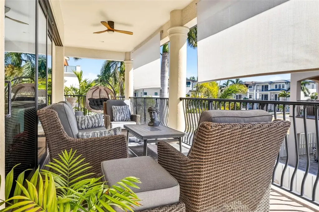 105 Wimbledon Court Redington Shores FL 33708