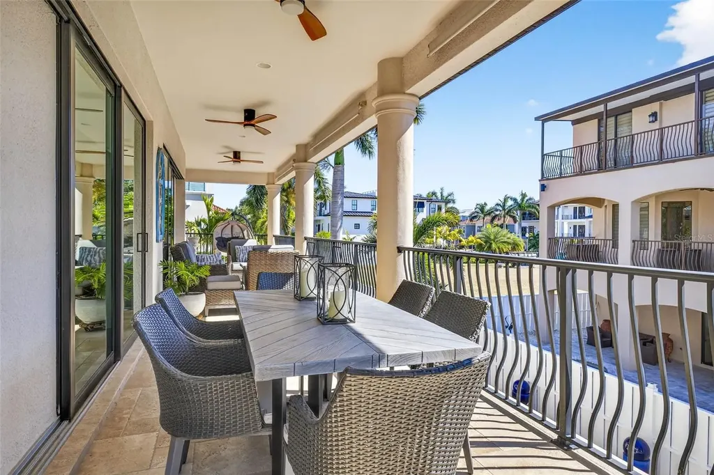 105 Wimbledon Court Redington Shores FL 33708