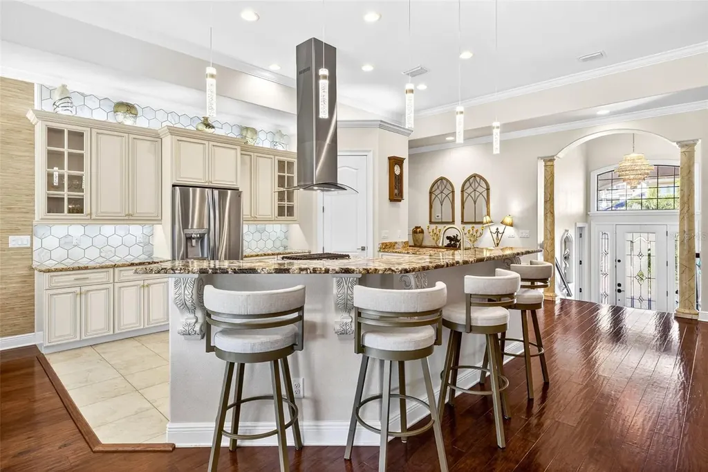 105 Wimbledon Court Redington Shores FL 33708
