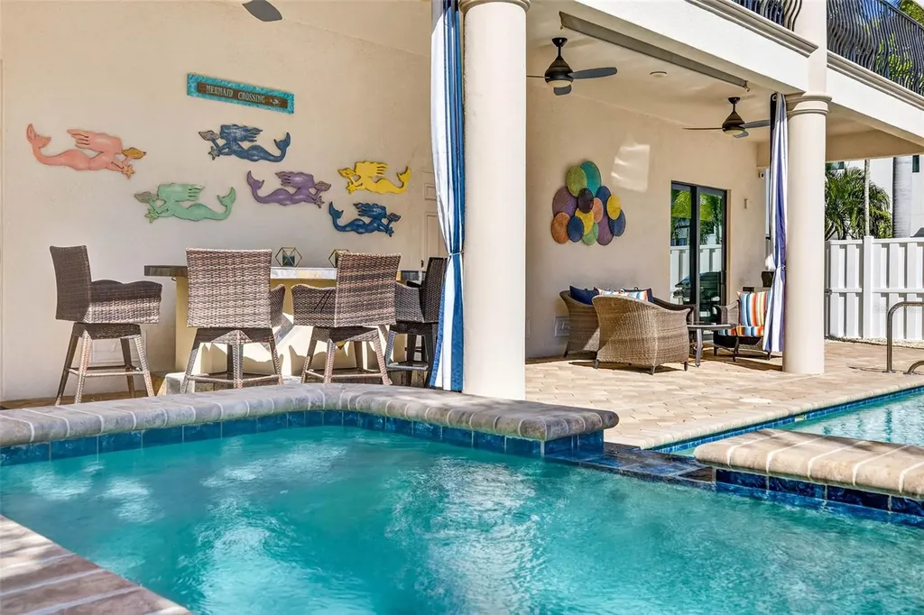 105 Wimbledon Court Redington Shores FL 33708