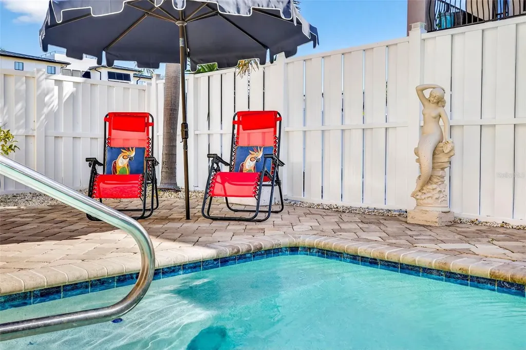 105 Wimbledon Court Redington Shores FL 33708