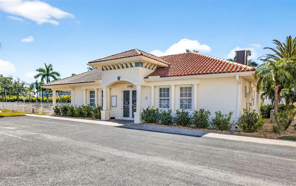 105 Wimbledon Court Redington Shores FL 33708