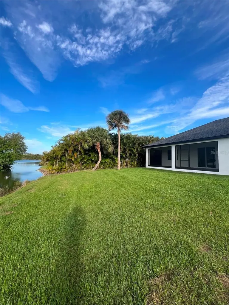 131 Kings Drive Rotonda West FL 33947