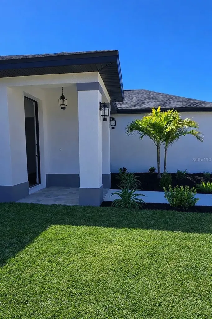 131 Kings Drive Rotonda West FL 33947