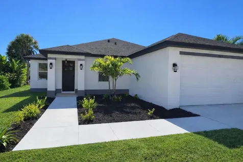 131 Kings Drive Rotonda West FL 33947