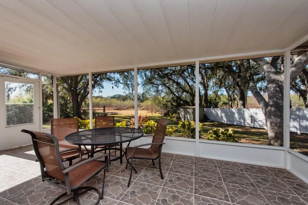 1304 Gangplank Drive Valrico FL 33594