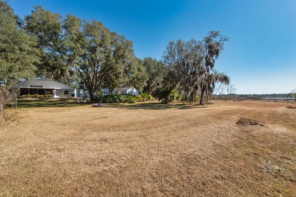 1304 Gangplank Drive Valrico FL 33594