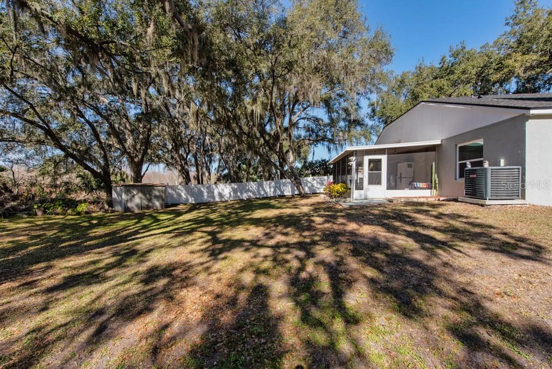 1304 Gangplank Drive Valrico FL 33594