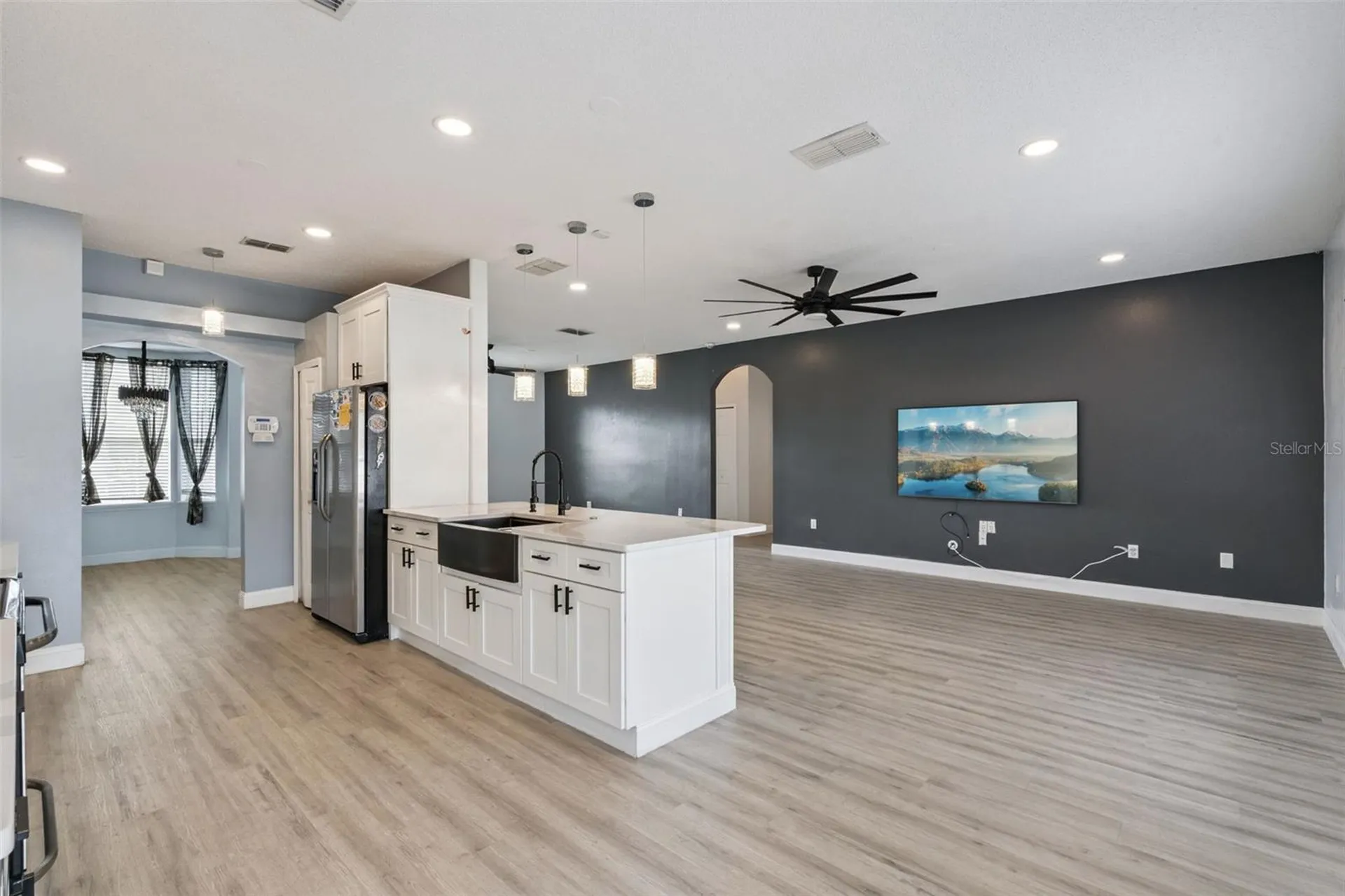 2713 Pearl Court Kissimmee FL 34743