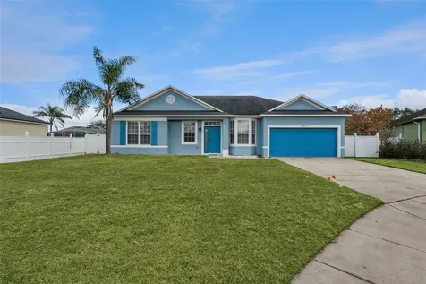 2713 Pearl Court Kissimmee FL 34743