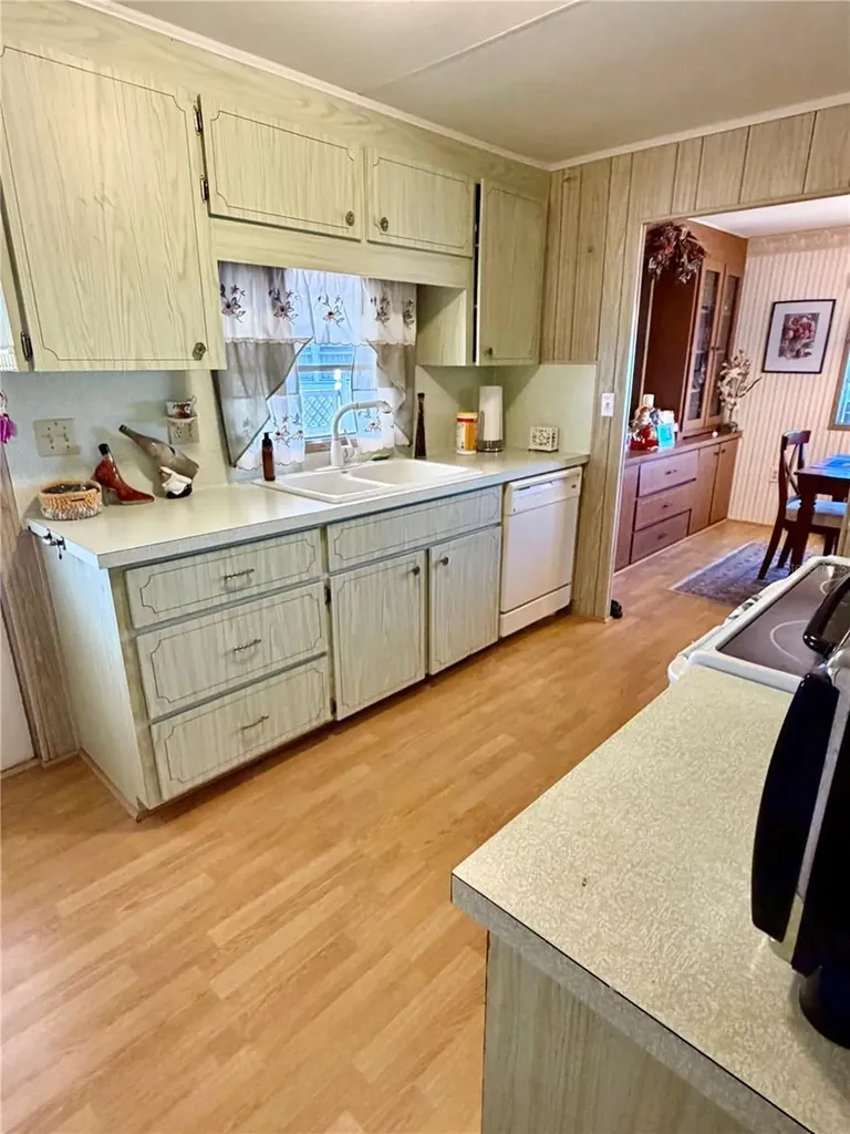 34444 Hibiscus Drive N Pinellas Park FL 33781