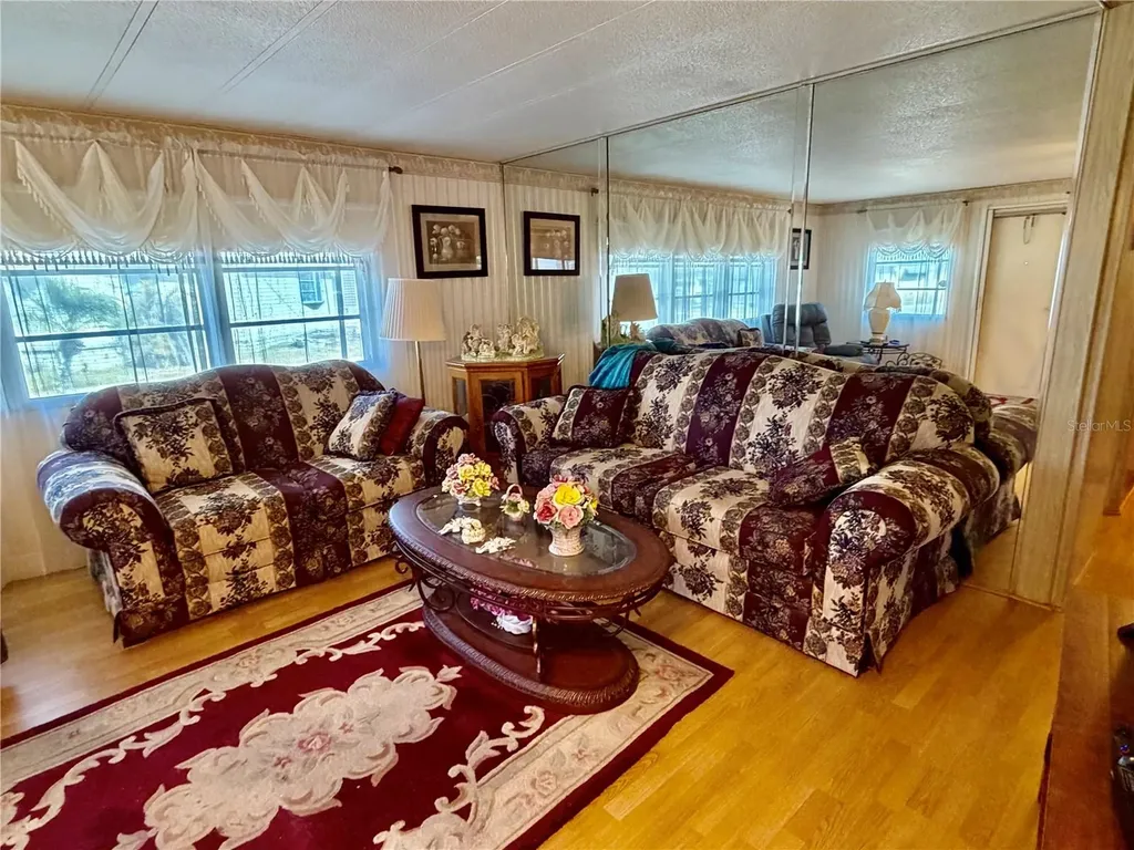 34444 Hibiscus Drive N Pinellas Park FL 33781
