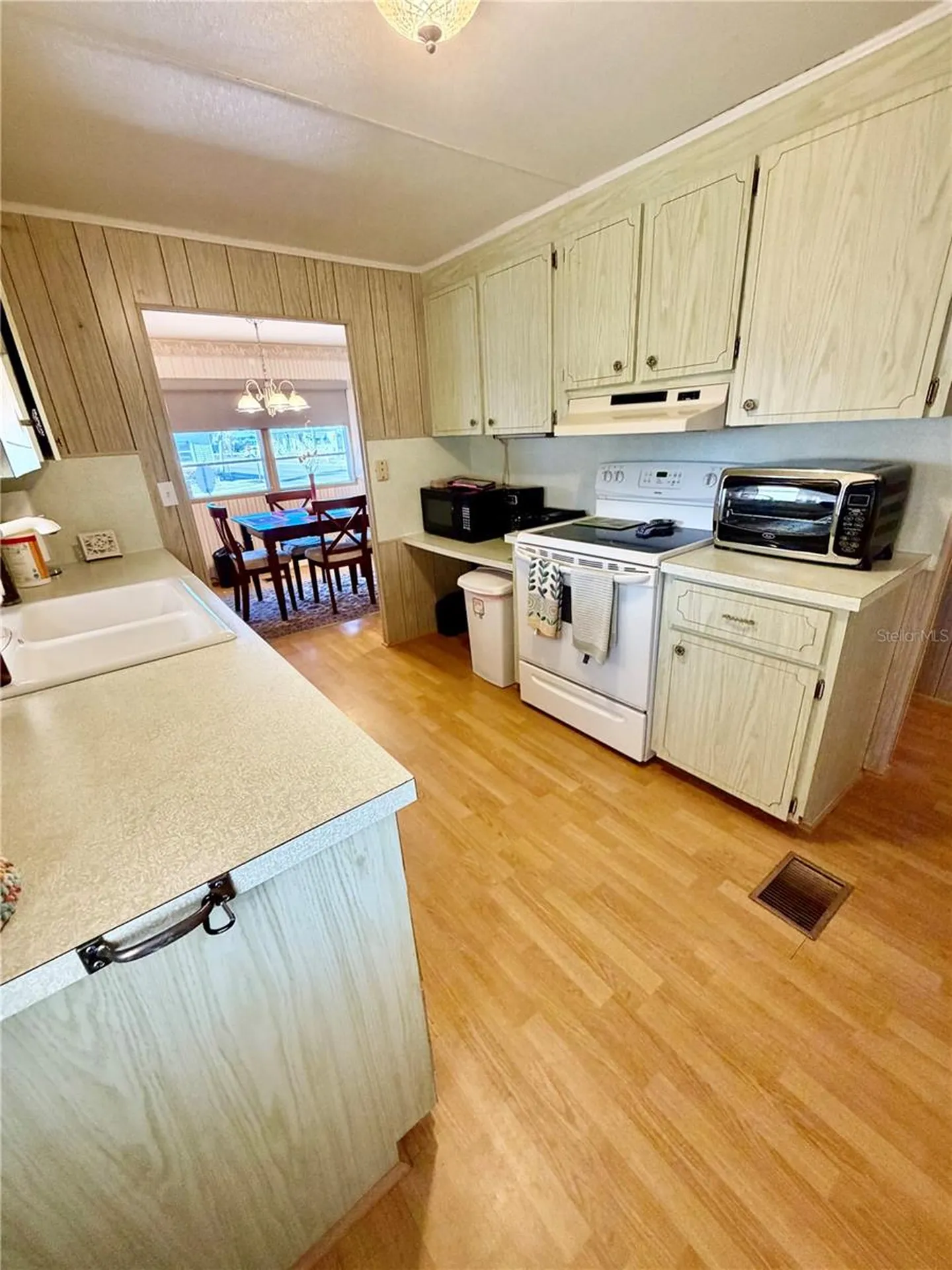 34444 Hibiscus Drive N Pinellas Park FL 33781
