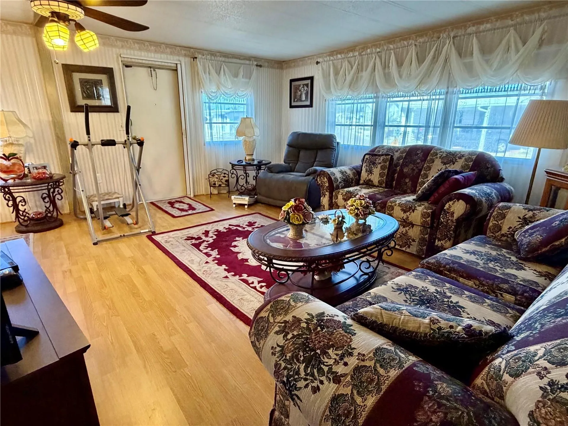 34444 Hibiscus Drive N Pinellas Park FL 33781