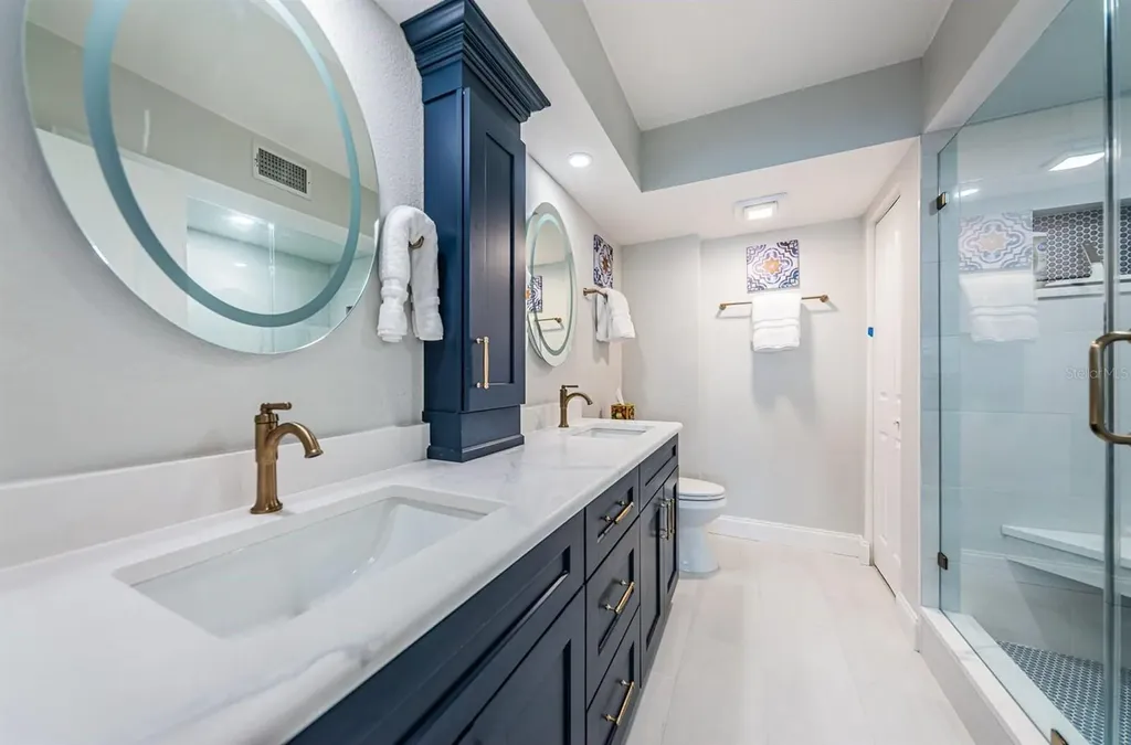 6105 Bahia Del Mar Circle St Petersburg FL 33715