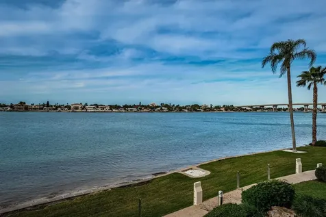 6105 Bahia Del Mar Circle St Petersburg FL 33715