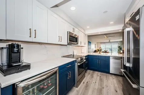 6105 Bahia Del Mar Circle St Petersburg FL 33715