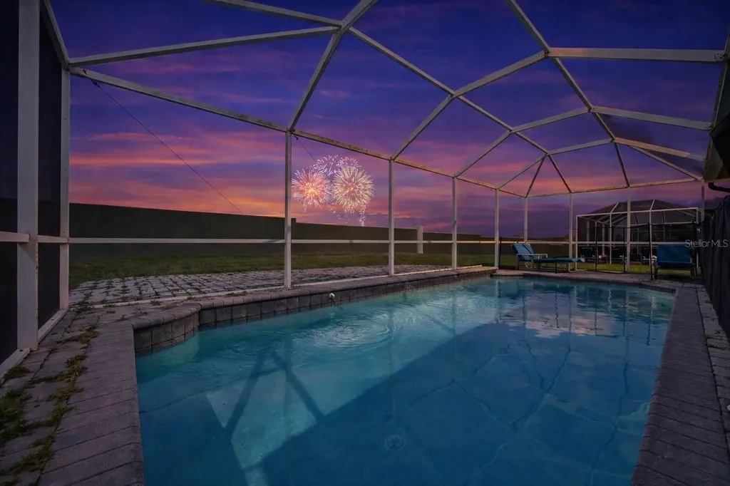 210 Vista Loop Davenport FL 33897