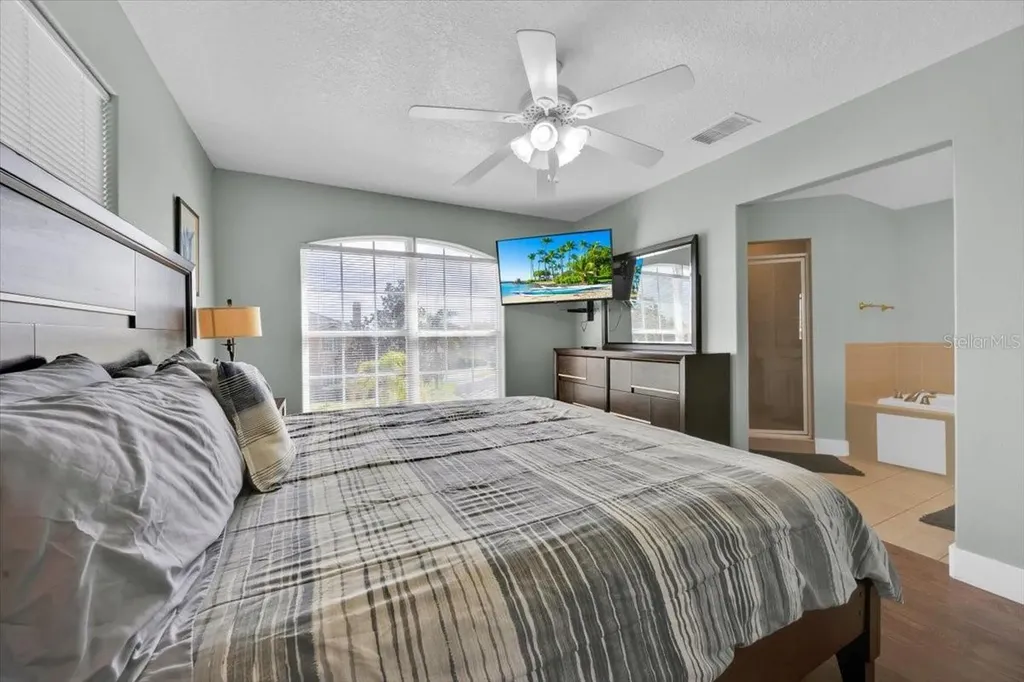 210 Vista Loop Davenport FL 33897