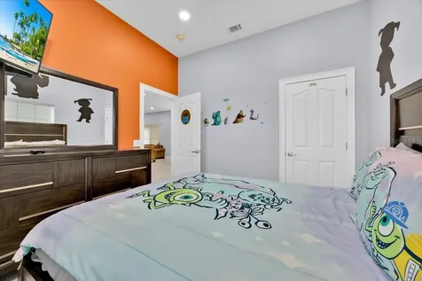 210 Vista Loop Davenport FL 33897