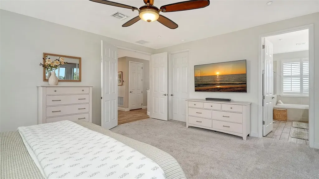 4209 5th Avenue NE Bradenton FL 34208