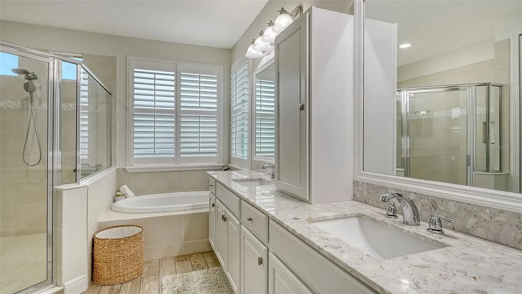 4209 5th Avenue NE Bradenton FL 34208