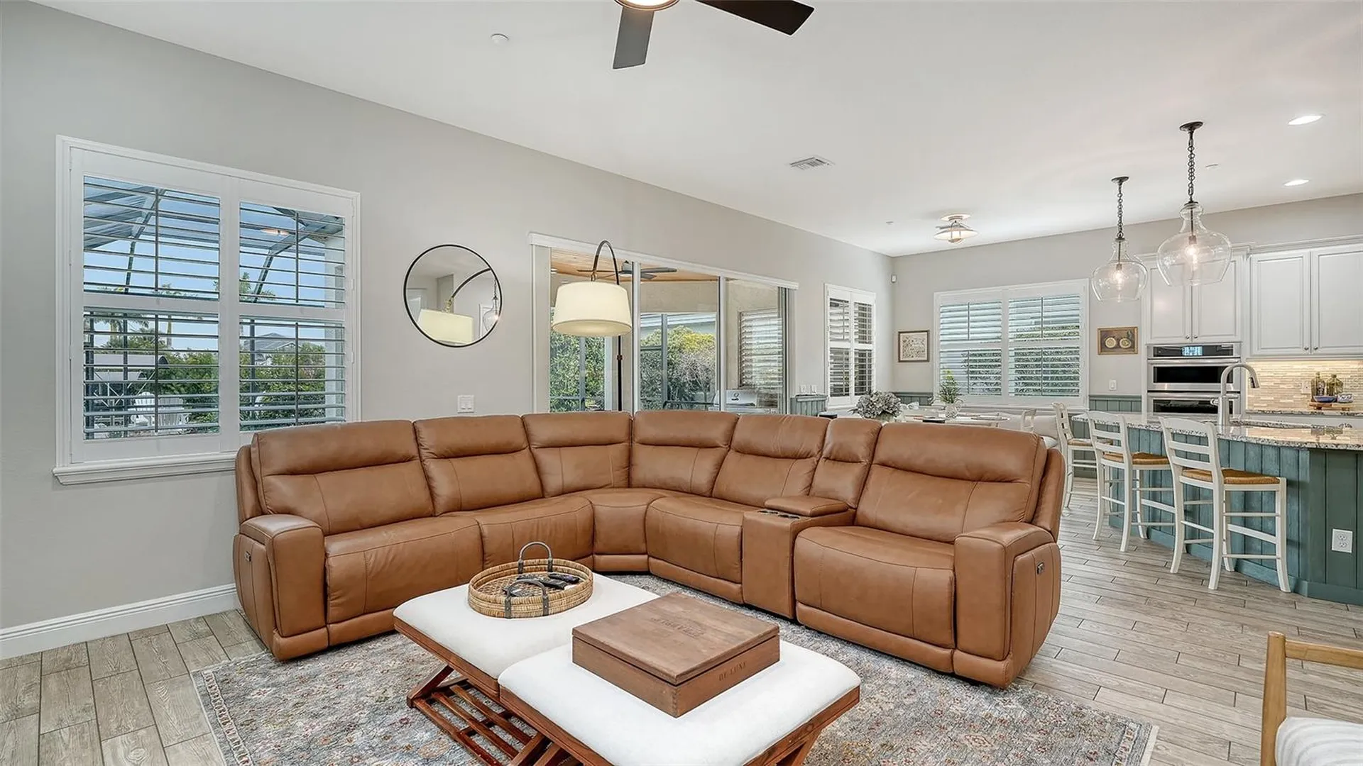 4209 5th Avenue NE Bradenton FL 34208
