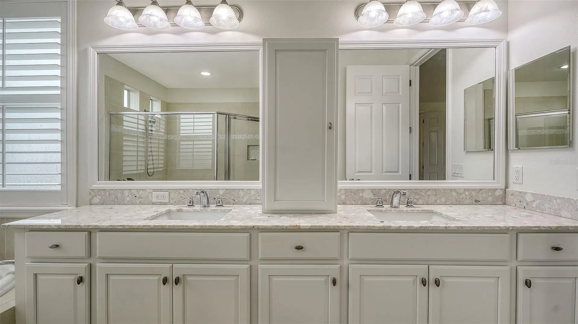 4209 5th Avenue NE Bradenton FL 34208